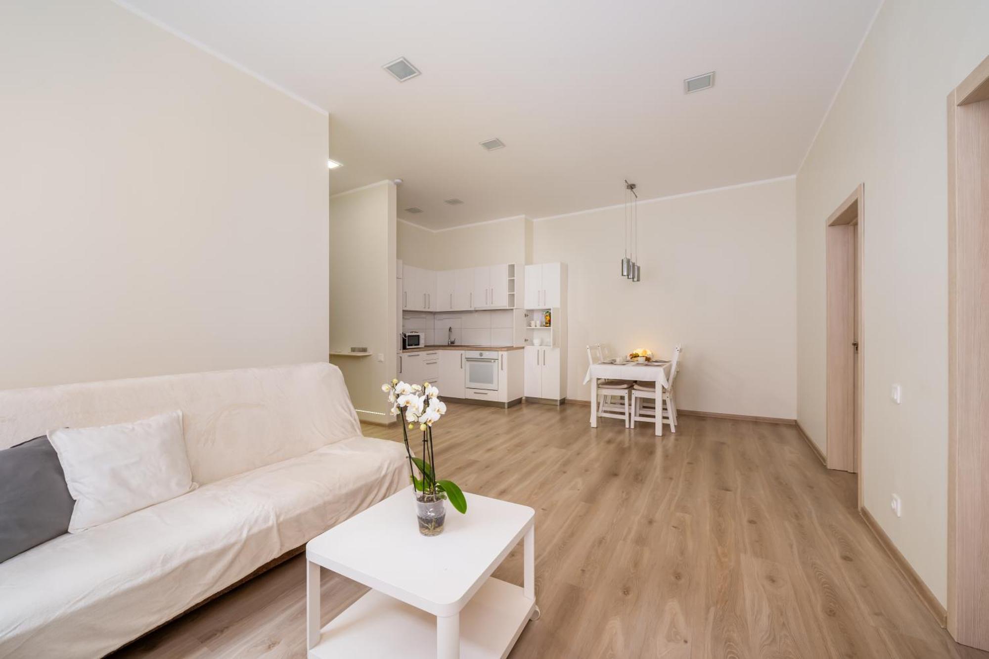 Spacious 73m2 Modern Flat In The Heart Of Lejlighed